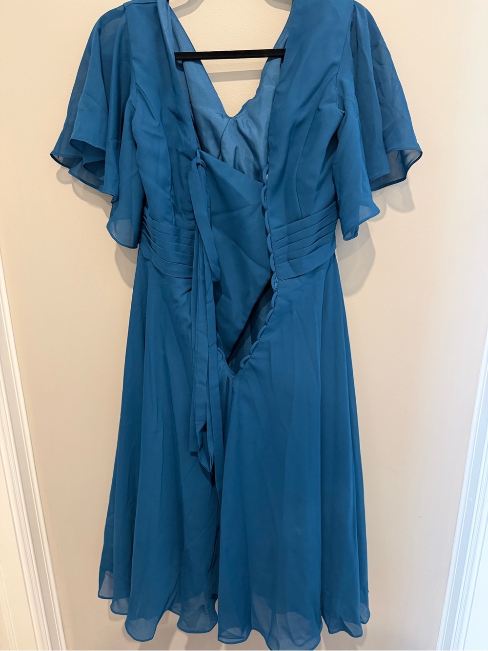 NWT Teal Blue Chiffon Midi Dress Size 6 | Flutter Sleeves | Beaded Waist - Picture 3 of 6